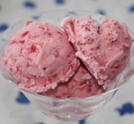 Strawberry-ice-cream.jpg