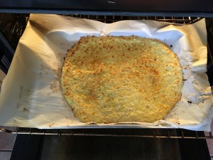 cauliflower-pizza-crust-2